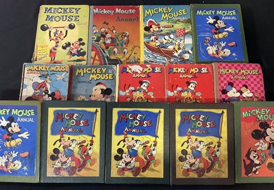Lot 293 - WALT DISNEY MICKEY MOUSE ANNUALS 1941, 1943 x...