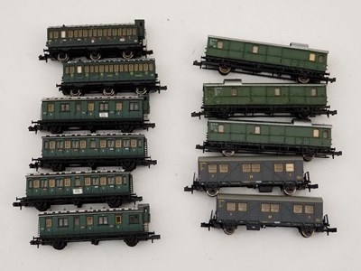 Lot 3 - A quantity of unboxed N gauge German outline 4...