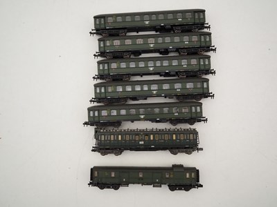 Lot 4 - A quantity of unboxed N gauge mostly Deutsche...
