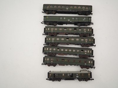 Lot 4 - A quantity of unboxed N gauge mostly Deutsche...