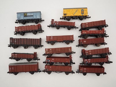Lot 5 - A quantity of unboxed N gauge predominantly...