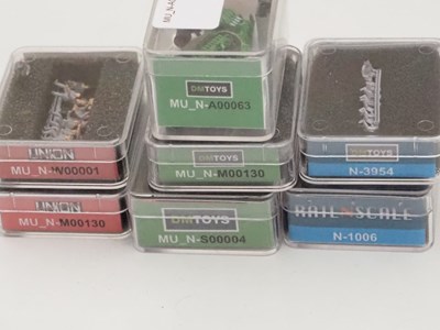 Lot 15 - A large quantity of N gauge built plastic kits...