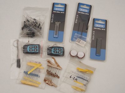 Lot 16 - A large quantity of N gauge digital and...