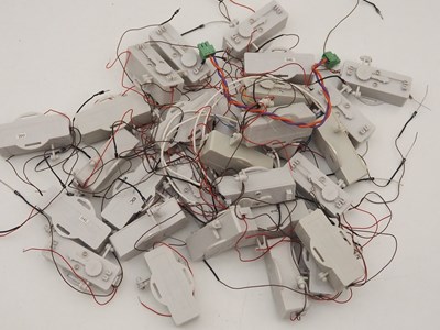 Lot 16 - A large quantity of N gauge digital and...