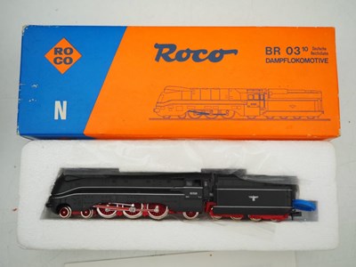 Lot 22 - A boxed ROCO N gauge streamlined German steam...