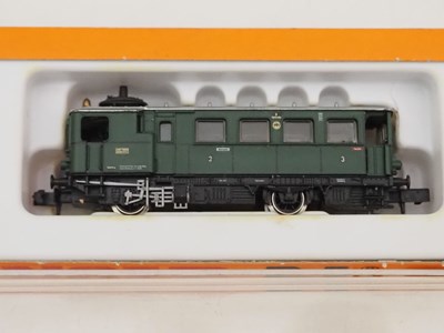 Lot 24 - A pair of ARNOLD N gauge railcars (one steam,...