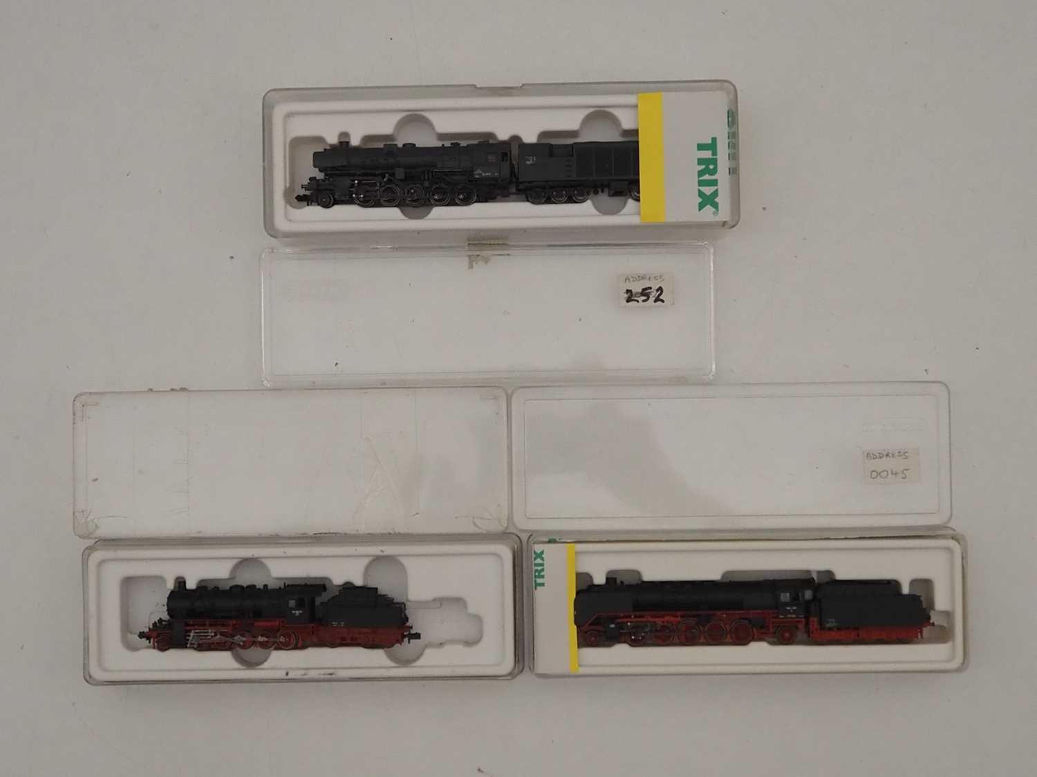 Lot 27 - A group of TRIX N gauge German outline steam...