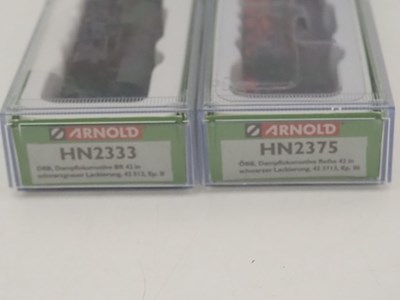 Lot 29 - A pair of ARNOLD N gauge Austrian outline BR42...
