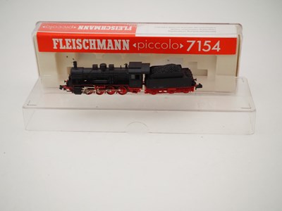 Lot 35 - A pair of FLEISCHMANN N gauge German outline...