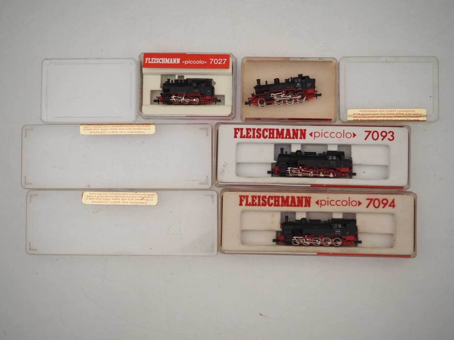 Lot 36 - A group of FLEISCHMANN N gauge German outline...