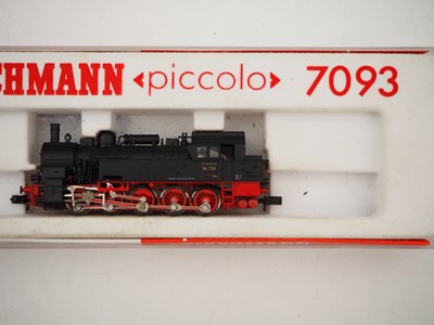 Lot 36 - A group of FLEISCHMANN N gauge German outline...