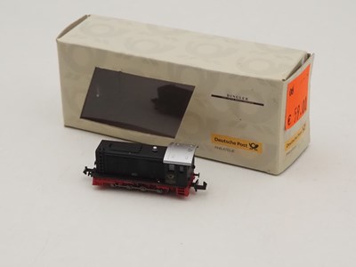 Lot 37 - A pair of German outline N gauge diesel...
