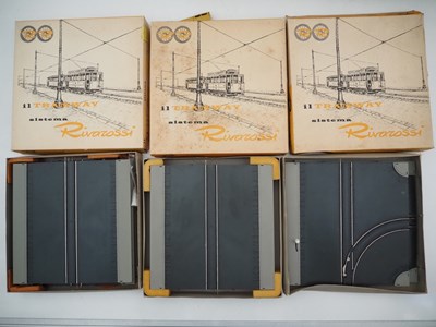 Lot 40 - A large group of HO scale vintage RIVAROSSI...