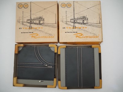 Lot 40 - A large group of HO scale vintage RIVAROSSI...