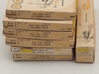 Lot 41 - A large group of HO scale vintage RIVAROSSI...