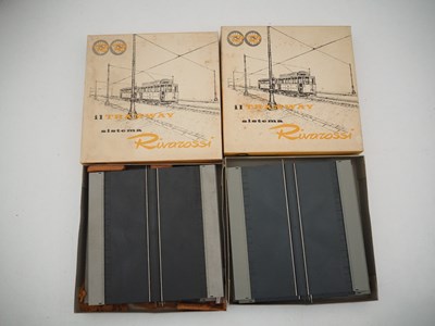 Lot 41 - A large group of HO scale vintage RIVAROSSI...