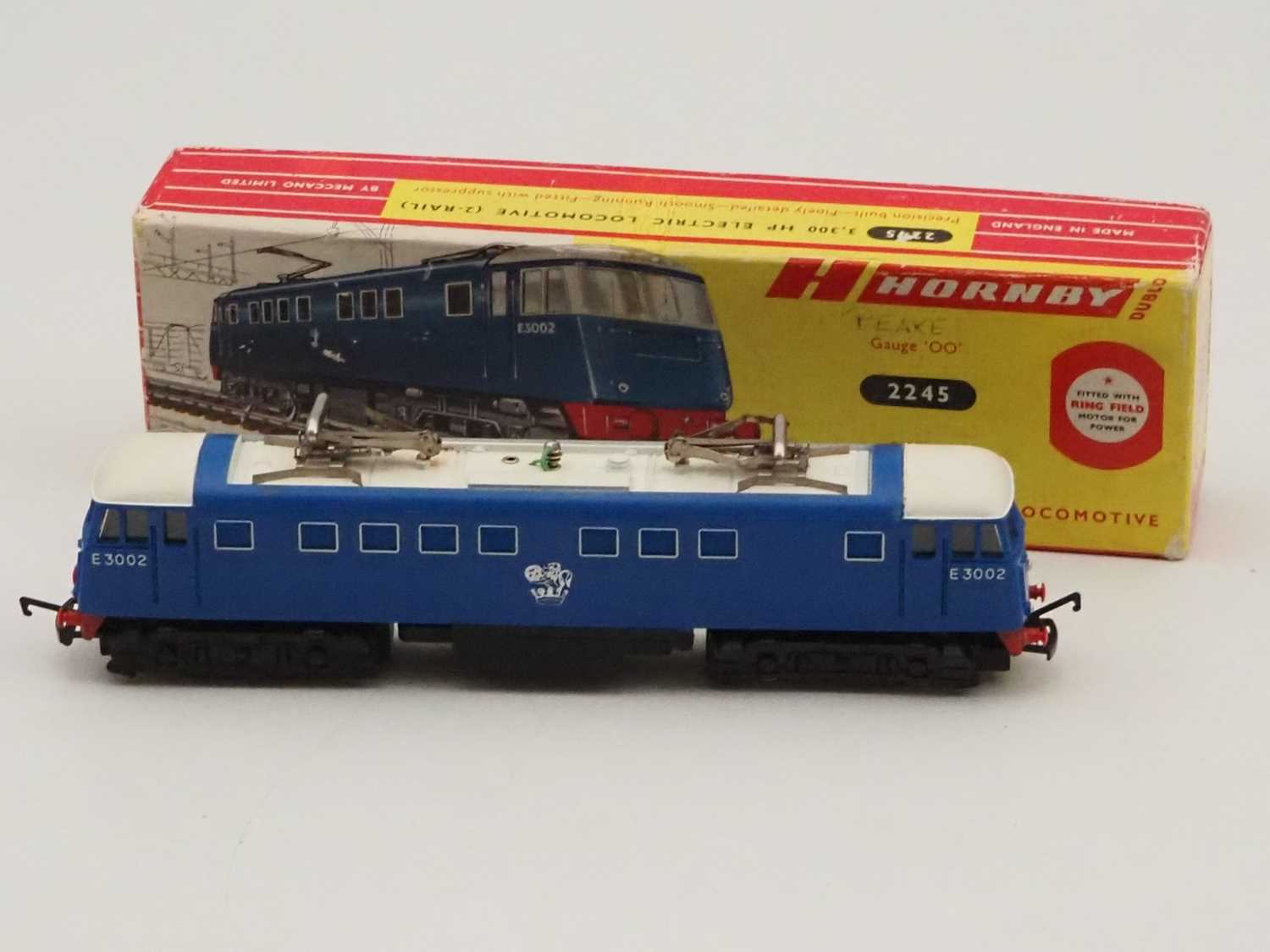 Lot 43 - A HORNBY DUBLO OO gauge 2-rail 2245 Class AL1...