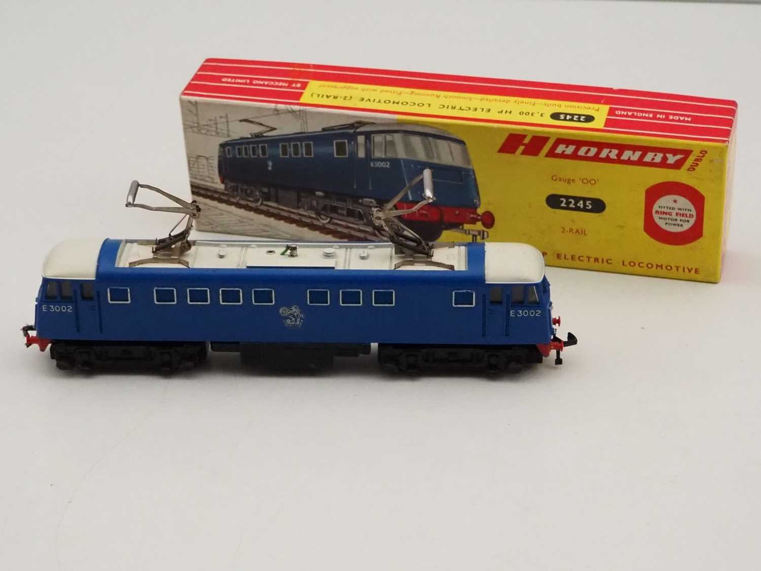 Lot 46 - A HORNBY DUBLO OO gauge 2-rail 2245 Class AL1...