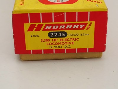 Lot 46 - A HORNBY DUBLO OO gauge 2-rail 2245 Class AL1...