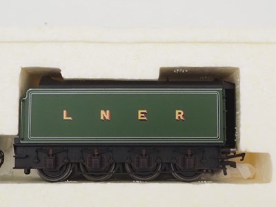 Lot 52 - A HORNBY OO gauge R2953 'Flying Scotsman USA...