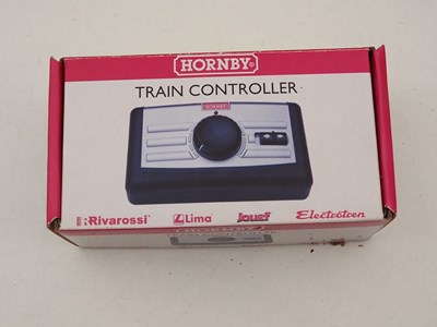Lot 58 - A HORNBY OO gauge digital 'Elite' DCC...