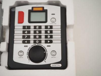 Lot 69 - A HORNBY OO gauge R1097 'East Coast Pullman'...