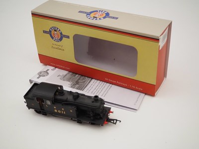 Lot 70 - A pair of OXFORD RAIL OO gauge class N7 steam...