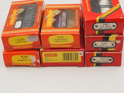 Lot 73 - A quantity of boxed and unboxed OO gauge...