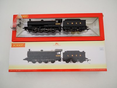 Lot 83 - A group of HORNBY OO gauge LNER steam...