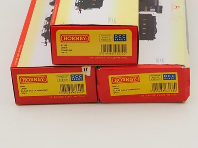 Lot 83 - A group of HORNBY OO gauge LNER steam...