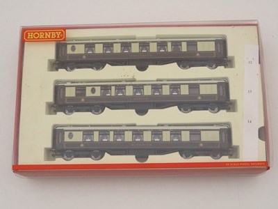 Lot 85 - A HORNBY OO gauge R1162 'British Pullman...