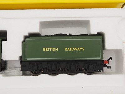 Lot 88 - A pair of HORNBY OO gauge class A1 steam...