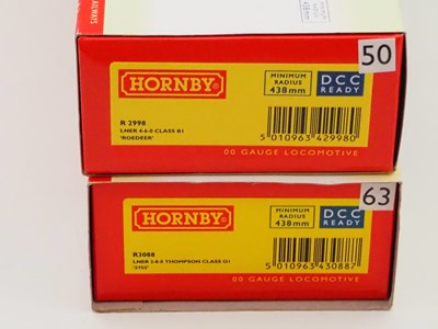 Lot 92 - A pair of HORNBY OO gauge LNER steam...