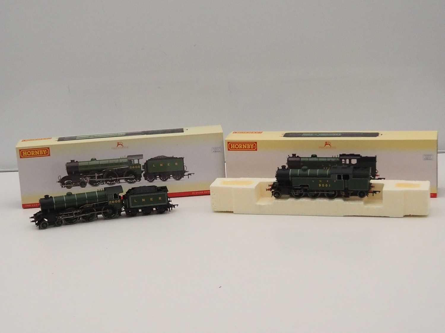 Lot 93 - A pair of HORNBY OO gauge LNER steam locos...