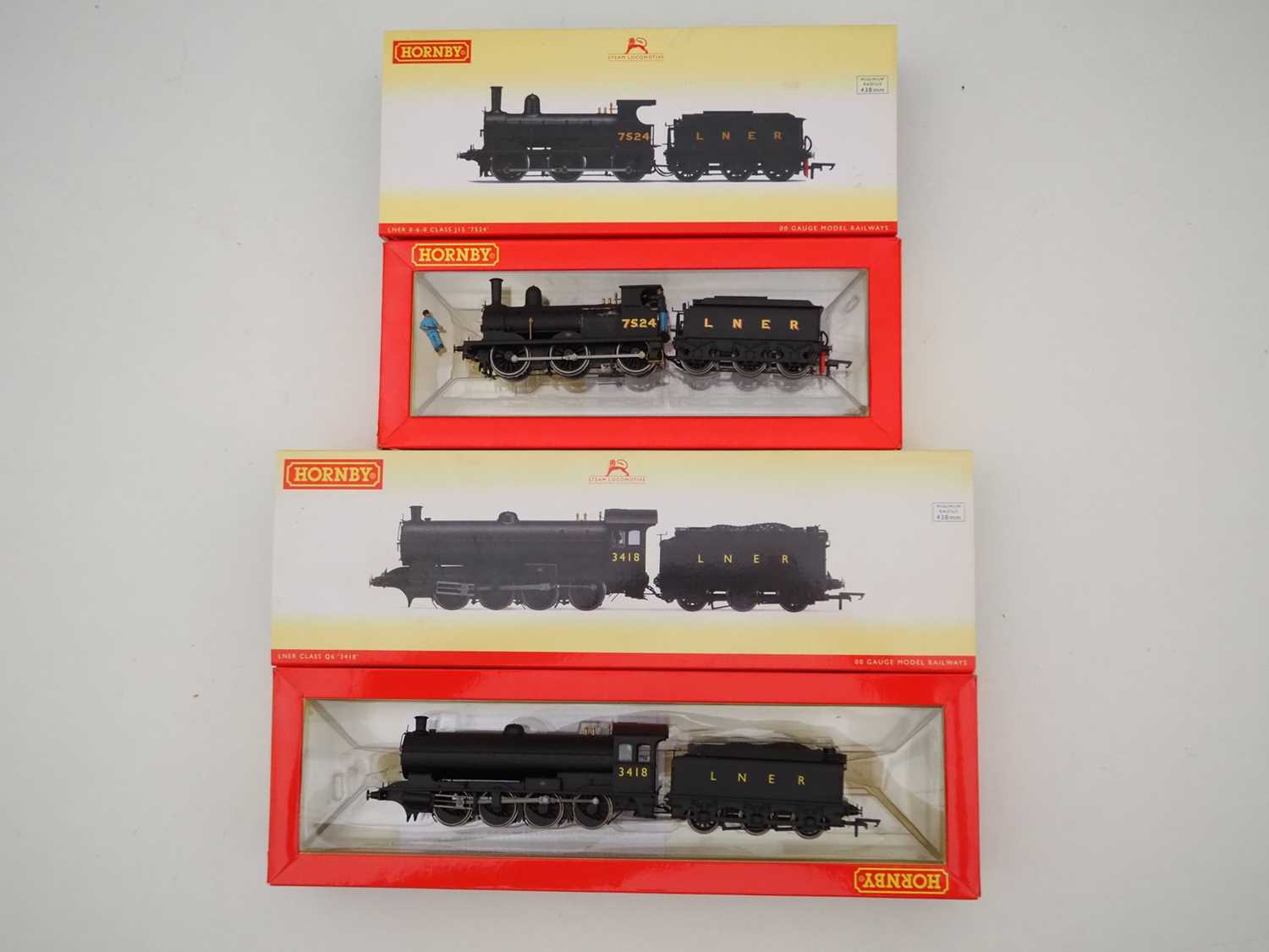 Lot 94 - A pair of HORNBY OO gauge LNER steam...