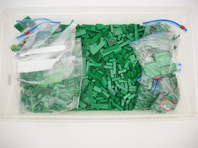 Lot 255 - LEGO: Unboxed mostly green LEGO bricks and...