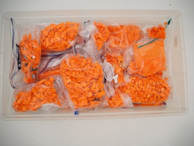 Lot 260 - LEGO: Unboxed mostly orange LEGO bricks and...