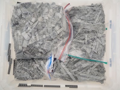 Lot 274 - LEGO: Unboxed mostly grey LEGO bricks and...