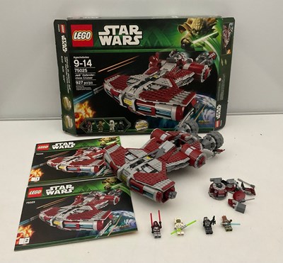 Lot 278 - LEGO: STAR WARS 75025 - appears complete with...