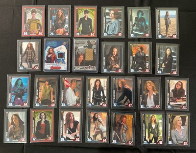Lot 441 - MARVEL - A group of trading cards relating to...