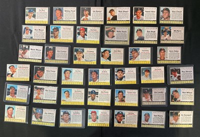 Lot 541 - BASEBALL - A collection of 35 American Post...