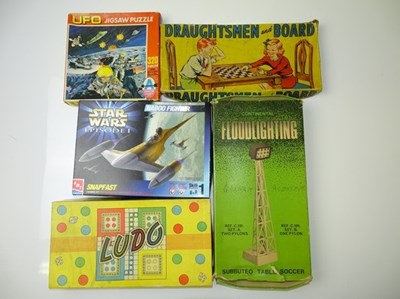 Lot 109 - VINTAGE TOYS: A group of mixed toys to include:...