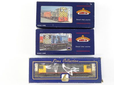 Lot 324 - A group of diesel locomotives by BACHMANN and...