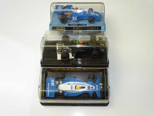 Lot 114 - VINTAGE TOYS: A group of boxed SCALEXTRIC...