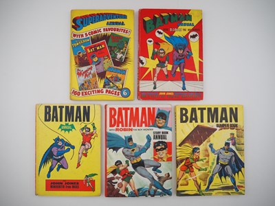 Lot 70 - BATMAN ANNUAL LOT (5 in Lot) - Includes...