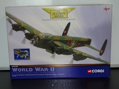 Lot 127 - A CORGI Aviation Archive 1:72 Scale AA32608...