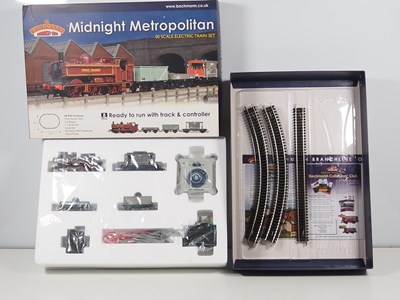 Lot 8 - A BACHMANN OO gauge 30-076 'Midnight...