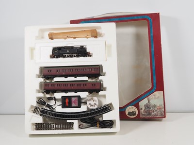 Lot 9 - A scarce original DAPOL OO gauge train set...