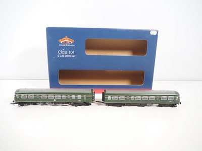 Lot 77 - A BACHMANN OO gauge 32-285 Class 101 2-car DMU...