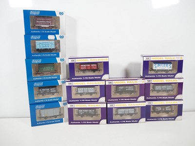 Lot 94 - A group of DAPOL OO gauge wagons, including...